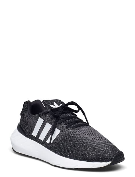 boozt adidas originals swift run